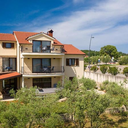 Apartments Otia Seaview ポラト エクステリア 写真