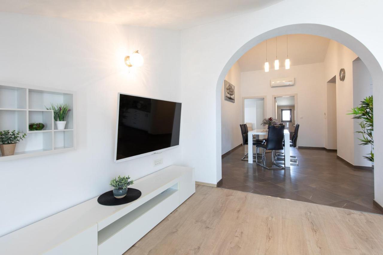 Apartments Otia Seaview ポラト エクステリア 写真