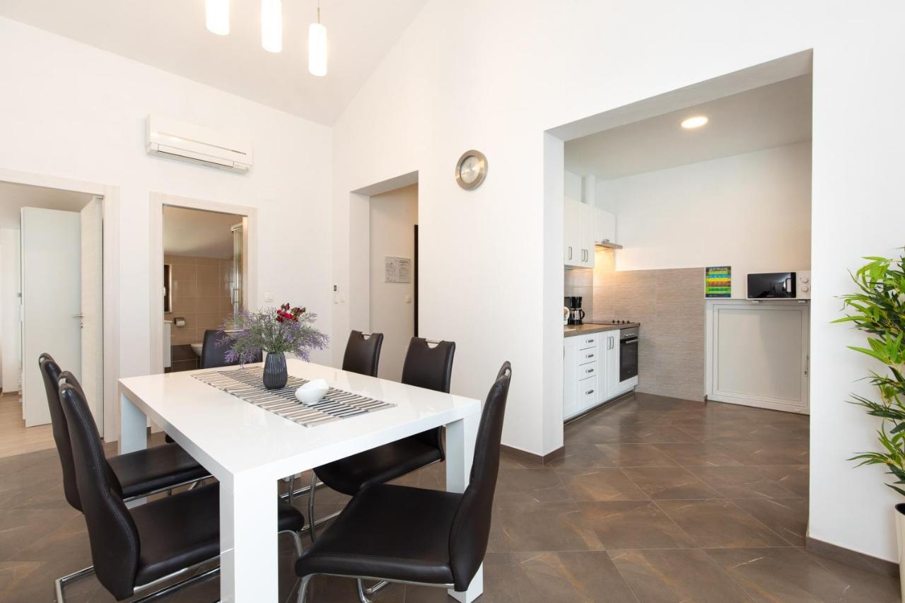 Apartments Otia Seaview ポラト エクステリア 写真