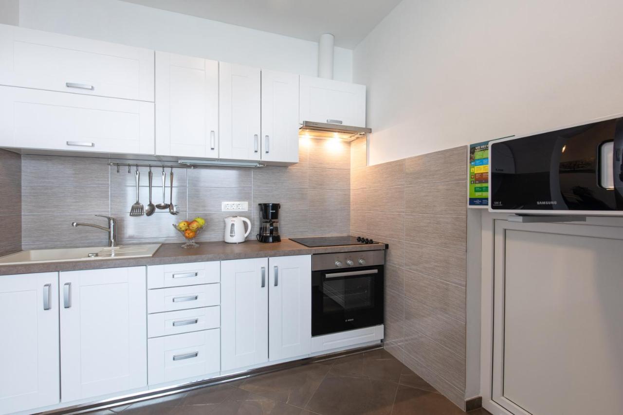 Apartments Otia Seaview ポラト エクステリア 写真